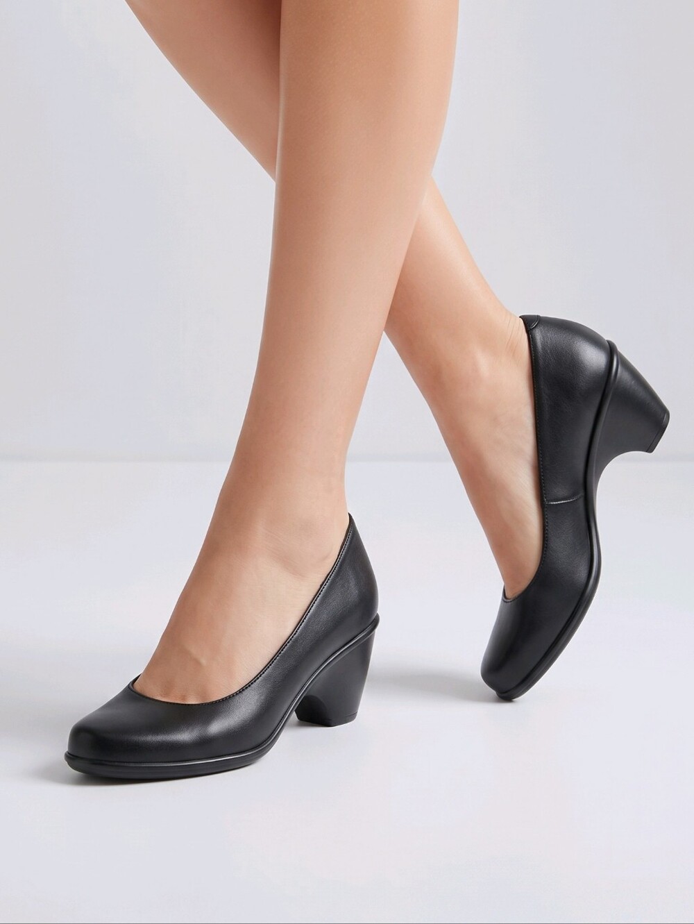 Dansko Black Rounded Toe Mid Heel Pumps EUR 39 US 8.5